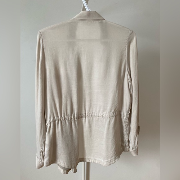 Cinched waist Light weight blazer - Picture 2 of 2